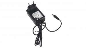 Зарядное устройство AC Adaptor 12V 700 mAh